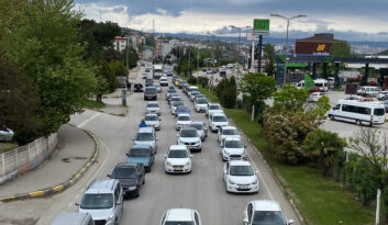 KARABÜK’TE TRAFİĞE KAYITLI ARAÇ SAYISI 68 BİN 621’E YÜKSELDİ