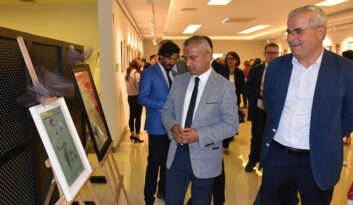 ÖĞRENCİLERDEN KÜLTÜR SANAT SERGİSİ