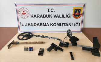 İZİNSİZ KAZI YAPAN 2 KİŞİ SUÇÜSTÜ YAKALANDI