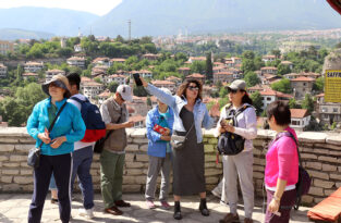 SAFRANBOLU’YU 8 AYDA 500 BİN TURİST ZİYARET ETTİ