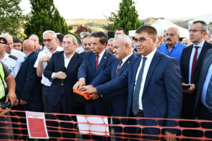 KESİNTİSİZ TRAFİK PROJESİ İÇİN TEMEL ATMA TÖRENİ DÜZENLENDİ
