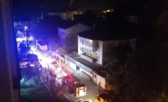 APARTMAN DAİRESİNDE YANGIN:1 ÖLÜ