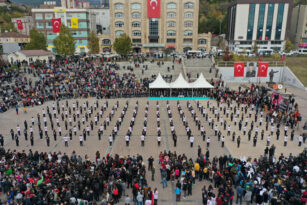 CUMHURİYET’İN 99. YILI KARABÜK’TE COŞKUYLA KUTLANDI