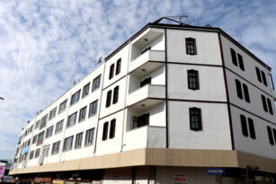 SAFRANBOLU’DA BİNALARIN YÜZÜ GÜLÜYOR