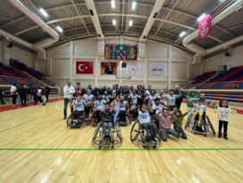 DEMİR KARTAL GALİBİYETE DOYMUYOR