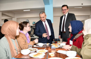 KARABÜK’TE 10 BİN ÖĞRENCİYE YEMEK VERİLECEK