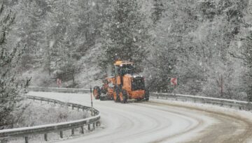 Karabük-Bartın Karayolunda Yoğun Kar Yağışı Etkili Oluyor