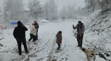 Karabük-Bartın Karayolunda Kar Yağışı Etkili Oluyor