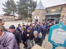 ÖZÇELİK İŞ SENDİKASI DEPREM ŞEHİTLERİ İÇİN MEVLİT OKUTTU