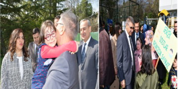 VALİ GÜREL VE EŞİ ONLARI YALNIZ BIRAKMADILAR