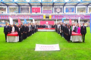 125 MEMUR YEMİN EDEREK KADROYA GEÇTİ