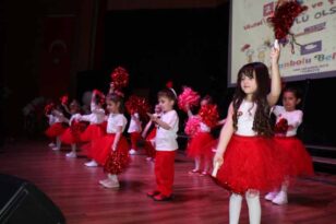 TARİHİ KENTTE ÇOCUK BAYRAMI DOLU DOLU KUTLANDI