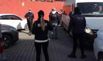 KARABÜK’TE DEAŞ VE PKK OPERASYONUNDA 3 KİŞİ YAKALANDI