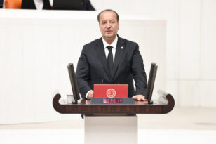 AKAY: ASGARİ ÜCRETLİ BAYRAMI KAYGIYLA KARŞILIYOR