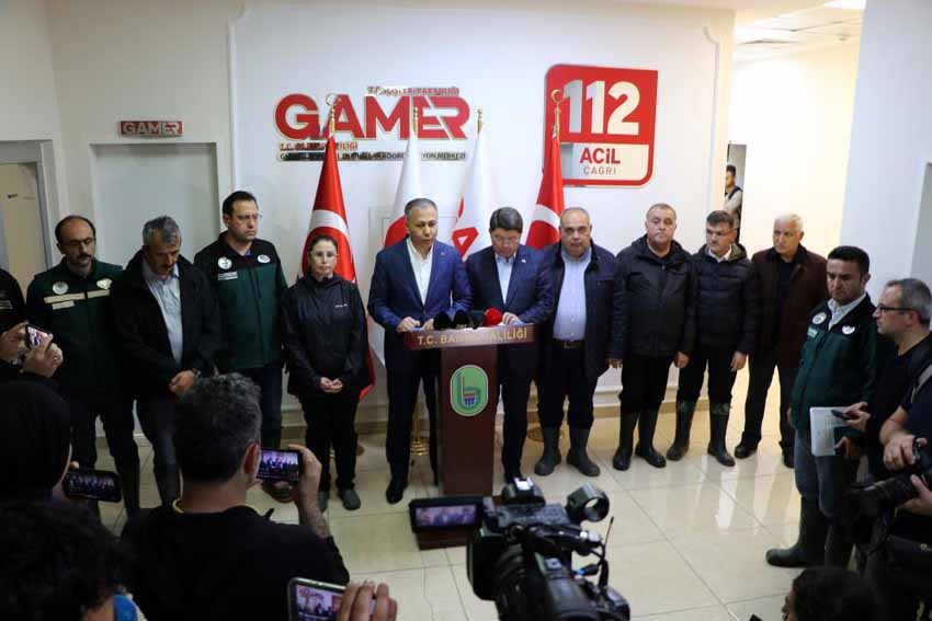 BAKAN YERLİKAYA, SEL FELAKETİNDE SON DURUMU AÇIKLADI