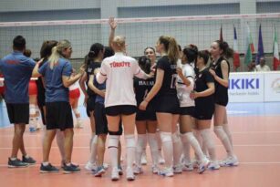 TÜRKİYE KADIN MİLLİ TAKIMI GRUP MAÇLARINI LİDER OLARAK TAMAMLADI