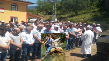 OĞLUNU KURTARMAK İSTERKEN ÖLEN BABA TOPRAĞA VERİLDİ