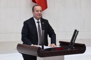 AKAY:”VATANDAŞIN CEFA, BANKALARIN SEFA DÖNEMİ”