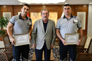 GÜVENLİK GÖREVLİLERİNE BAŞARI BELGESİ