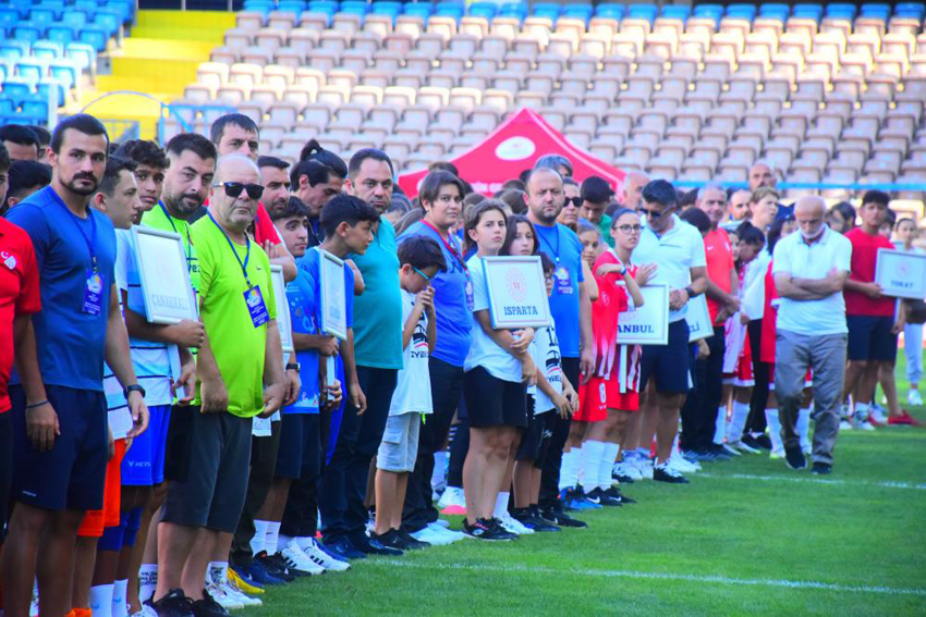 ANALİG FUTBOL TÜRKİYE BİRİNCİLİĞİ AÇILIŞ SEREMONİSİ GERÇEKLEŞTİ