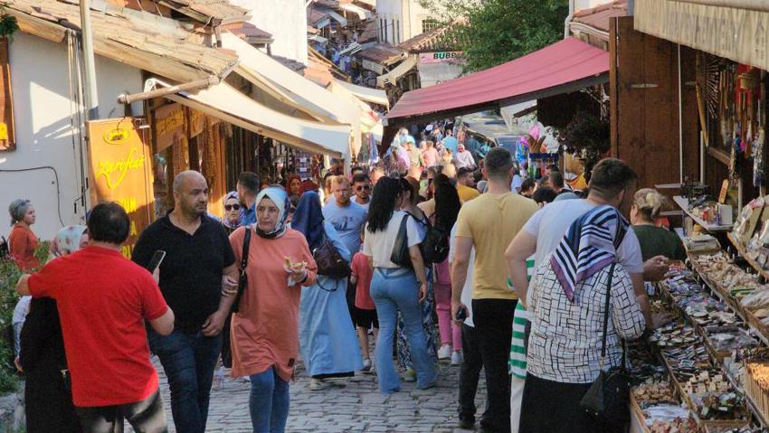 SAFRANBOLU’DA İLK 6 AYDA 325 BİN KİŞİ KONAKLADI