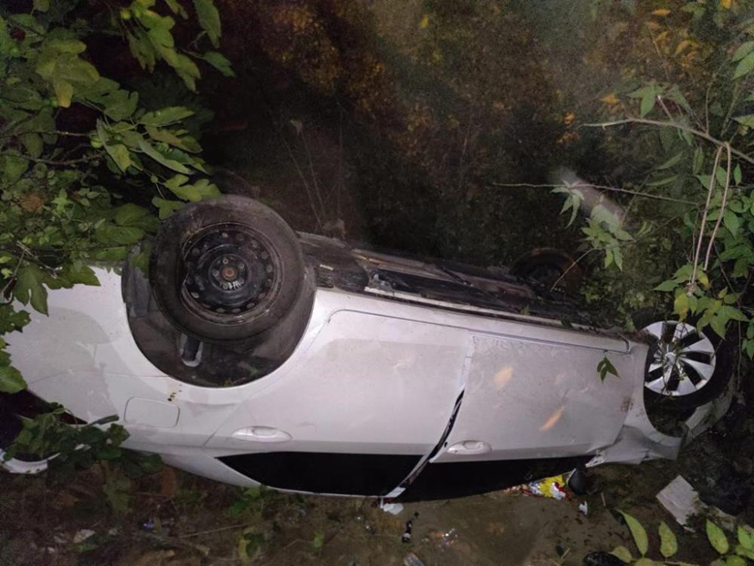 BİSİKLETLİYE ÇARPMAMAK İÇİN FİLYOS ÇAYI’NA UÇTU