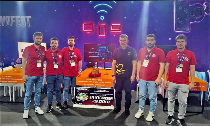 KBÜ PHOTONX TAKIMI TEKNOFEST’TE EN İYİ GİRİŞİM ÖDÜLÜ’NÜ ALDI