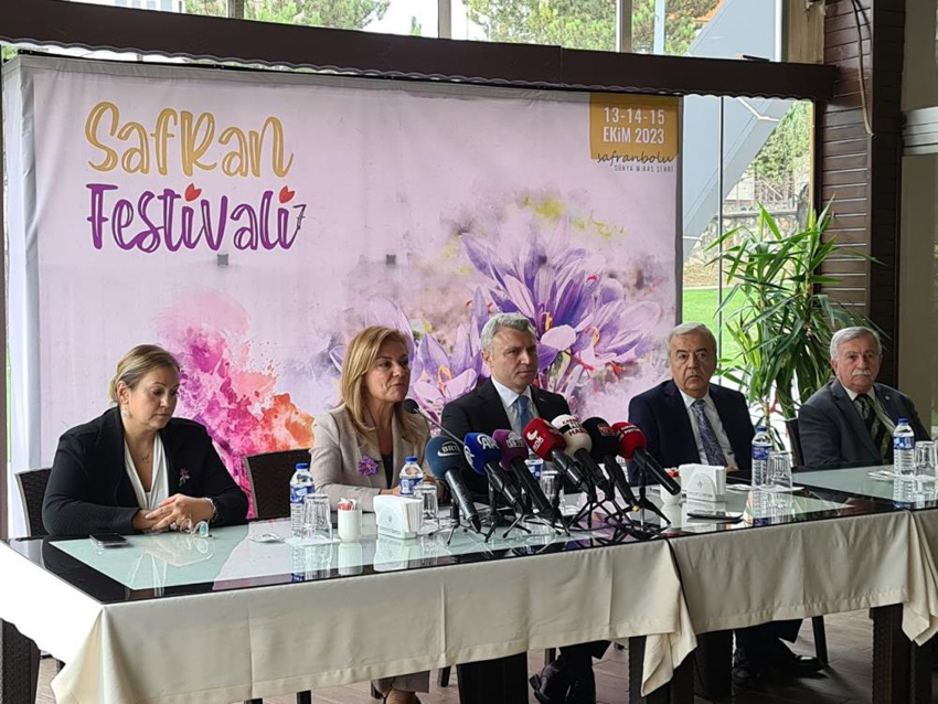 “DÜNYANIN EN PAHALI BAHARATI”NIN HASADI FESTİVALLE YAPILACAK