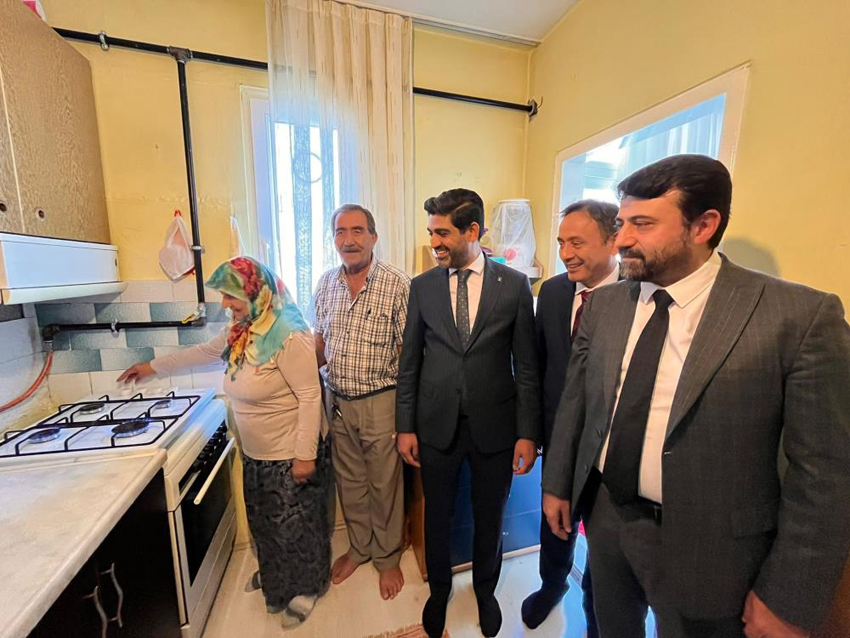 YENİCE İLÇESİ DOĞALGAZA KAVUŞTU