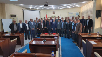 İL GENEL MECLİSİNDEN 34 KÖY MUHTARINA PLAKET