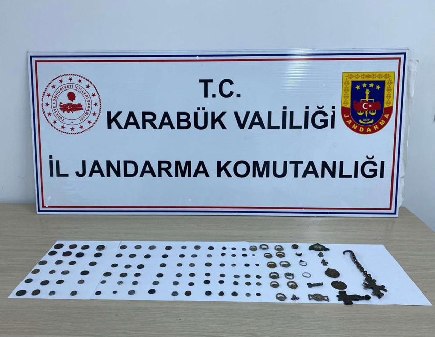 JANDARMA’DAN MİLYONLUK TARİHİ ESER OPERASYONU