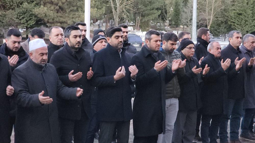 AK PARTİ BELEDİYE BAŞKAN ADAYI ÇETİNKAYA SAHALARA İNDİ