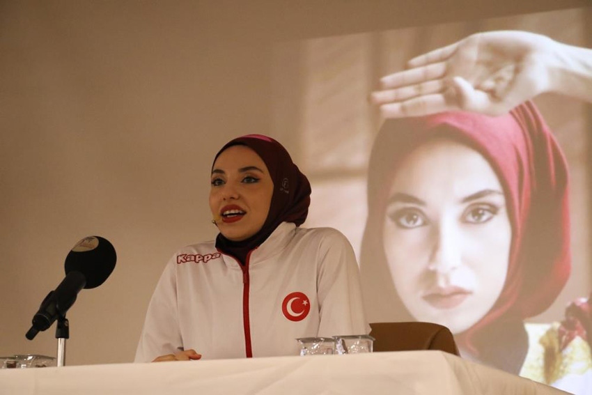 MİLLİ TEKVANDOCU KÜBRA DAĞLI, KBÜ’DE ÖĞRENCİLERLE BULUŞTU