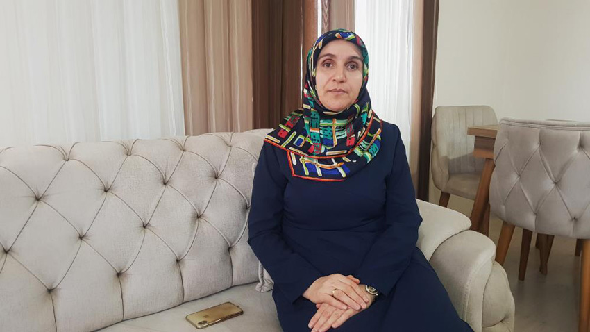 DEPREMZEDE ANNEDEN YÜREKLERİ BURKAN SÖZLER