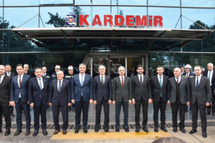 BAKAN URALOĞLU KARDEMİR VE ESNAFI ZİYARET ETTİ