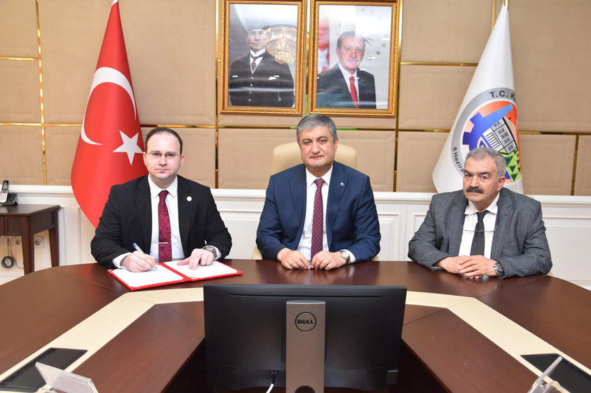 KARABÜK’TE BAKKA DESTEKLİ 4 PROJE İÇİN İMZA TÖRENİ DÜZENLENDİ