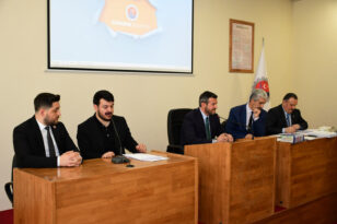 YENİ DÖNEM İLK BELEDİYE MECLİS TOPLANTISI YAPILDI