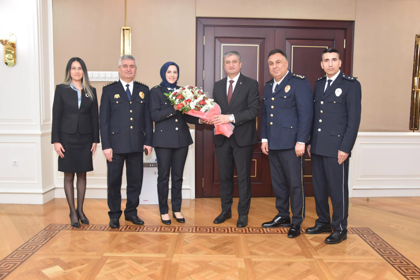 VALİ MUSTAFA YAVUZ’ A 10 NİSAN POLİS HAFTASI ZİYARETİ.