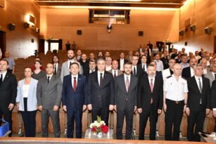 ‘KARABÜK KENT VİZYONU ÇALIŞTAYI 2037′ YAPILDI