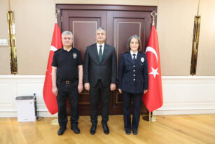 KARABÜK EMNİYET MÜDÜRLÜĞÜNDE RÜTBE TERFİ TÖRENİ