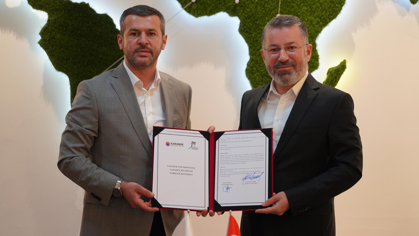 KBÜ İLE KARABÜK BELEDİYESİ ARASINDA İŞ BİRLİĞİ PROTOKOLÜ