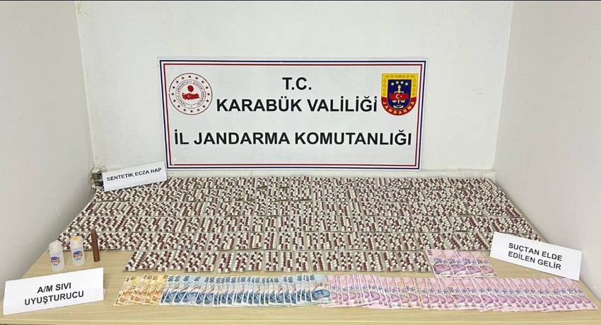 BİNLERCE UYUŞTURUCU HAP  YAKALANDI