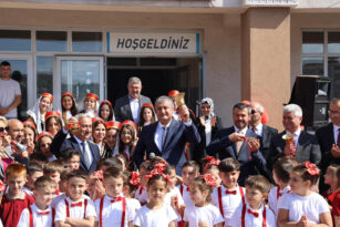 İLK DERS ZİLİ ÇALDI.