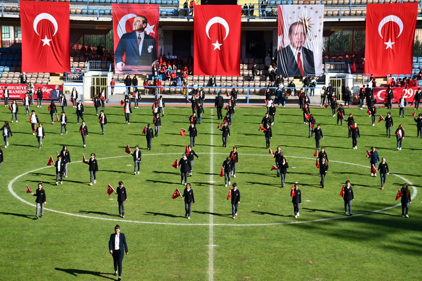 CUMHURİYETİMİZİN 101.YILI TÖRENLERLE KUTLANDI.
