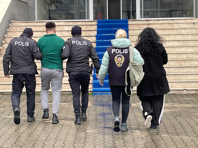 YENİCE’DE DOLANDIRICILIK OPERASYONUNDA 2 KİŞİ TUTUKLANDI