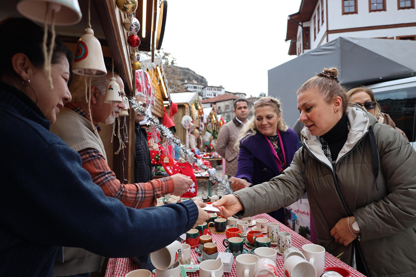 YILBAŞI PANAYIRI’NDA İLK SİFTAH BAŞKAN KÖSE’DEN