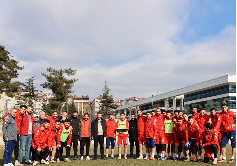 ÇETİNKAYA’DAN KARABÜK İDMANYURDU’NA MORAL ZİYARETİ