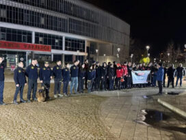 AFAD GÖNÜLLÜLERİ DEPREMZEDELERİ ANDI