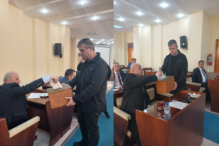 İL GENEL MECLİSİ KOMİSYON SEÇİMLERİNDE GERGİNLİK YAŞANDI