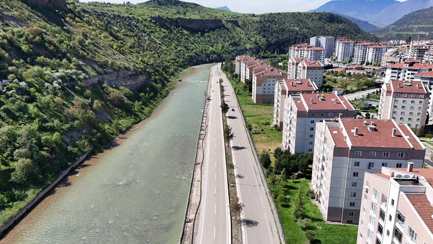 KARABÜK BELEDİYESİNDEN DEV ALT YAPI YATIRIMI